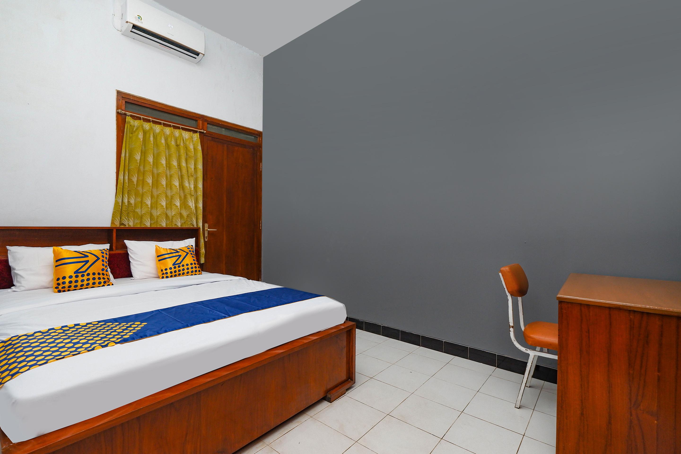 Oyo 2240 Simpang Tujuh Residence Kudus Exterior foto